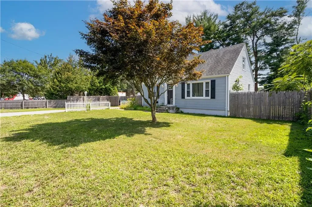 2540 West Shore Road Warwick RI 02889