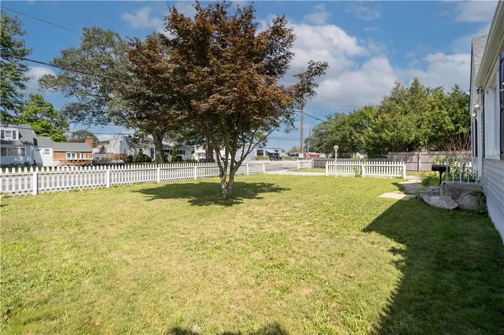 2540 West Shore Road Warwick RI 02889
