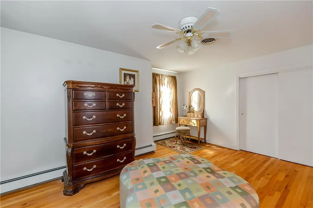 24 Freedom Road Providence RI 02909
