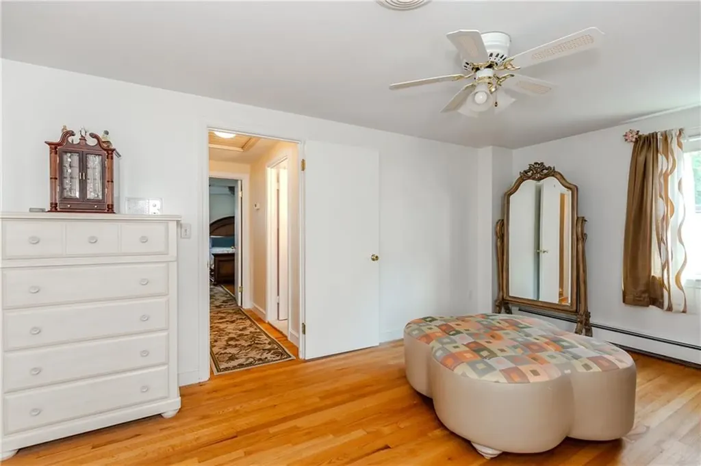 24 Freedom Road Providence RI 02909
