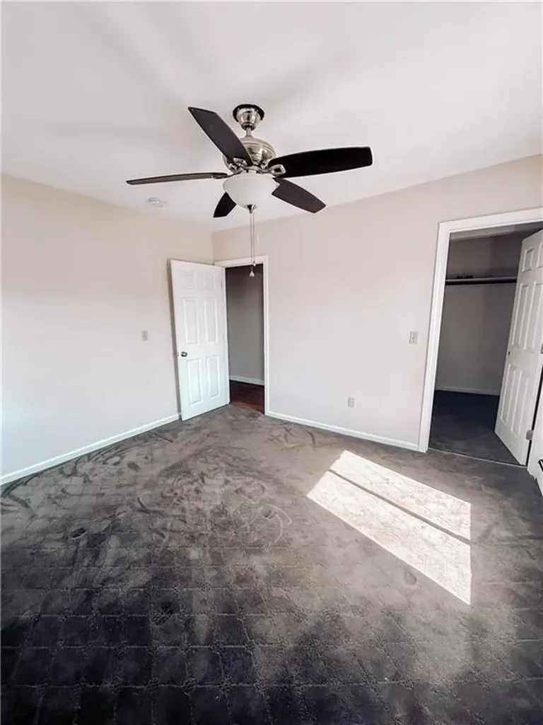 341 Metacom Avenue Warren RI 02885