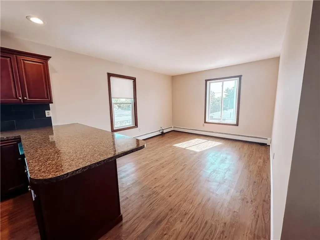 341 Metacom Avenue Warren RI 02885