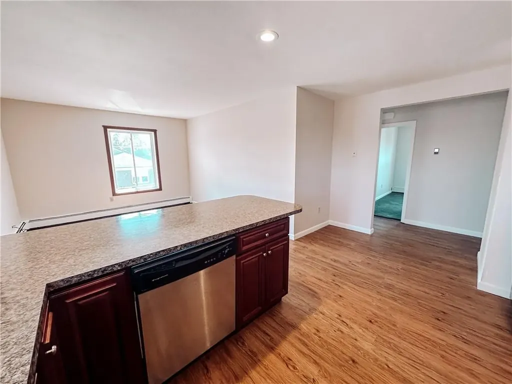341 Metacom Avenue Warren RI 02885