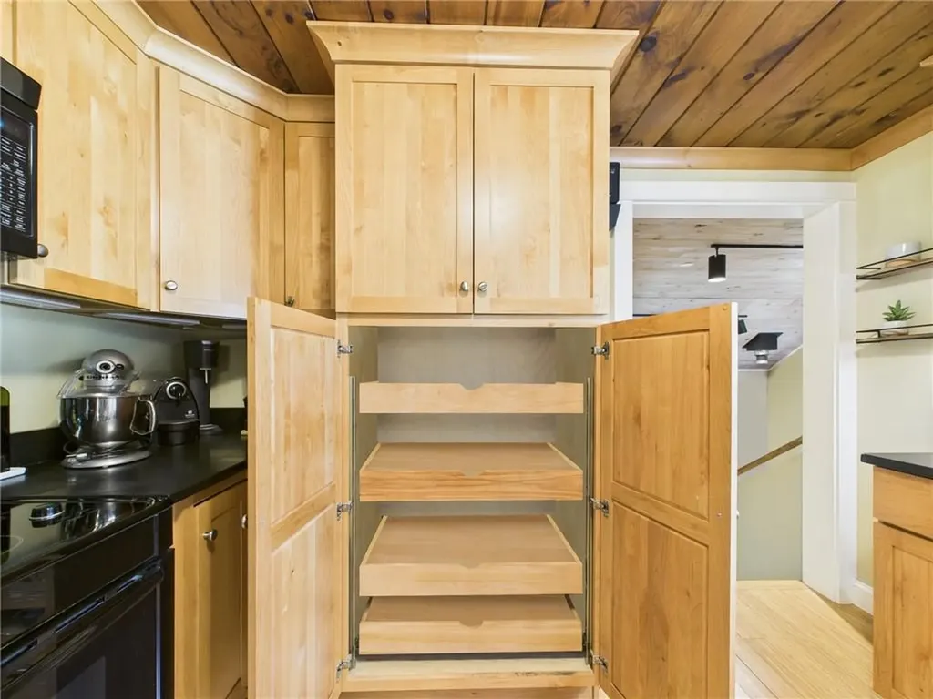 95 Mail Road Exeter RI 02822