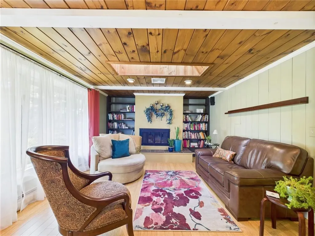 95 Mail Road Exeter RI 02822