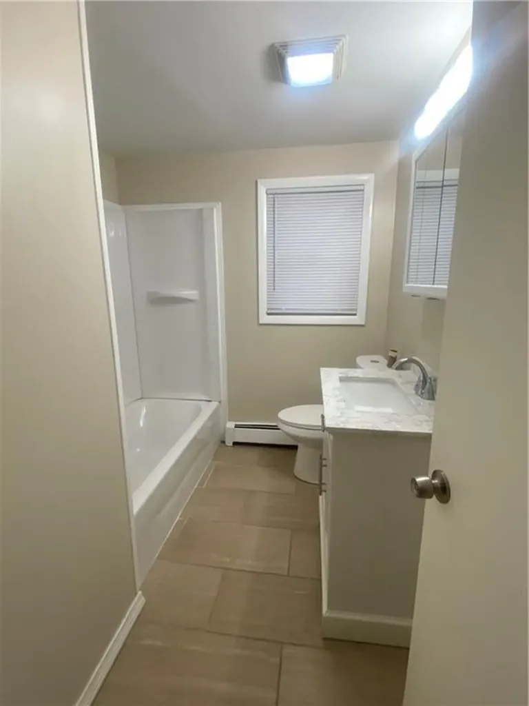 316 Manolla Avenue Warwick RI 02888