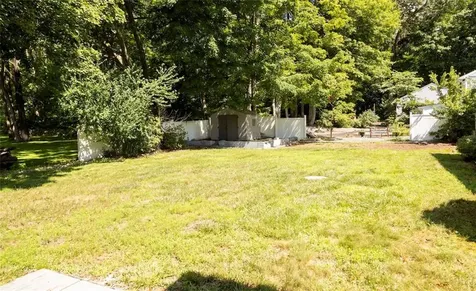 24 Doray Drive Scituate RI 02831