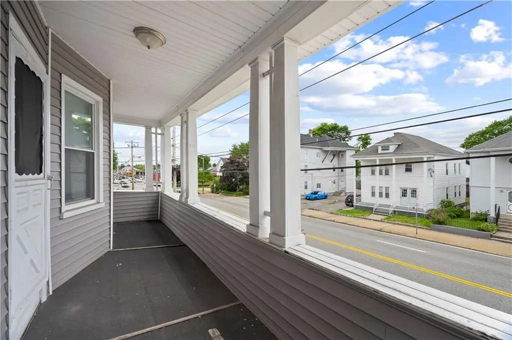 1362 1364 Newport Avenue Pawtucket RI 02861