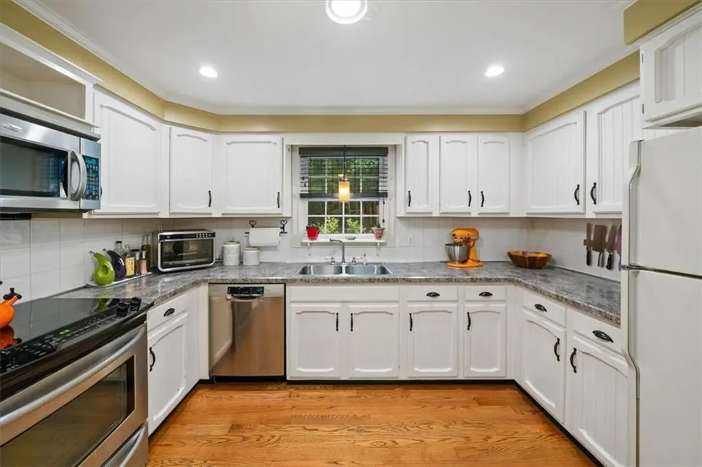 825 Matteson Road Coventry RI 02816