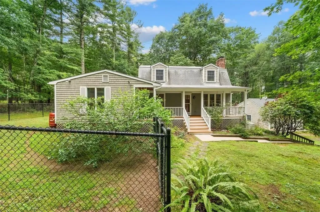 825 Matteson Road Coventry RI 02816