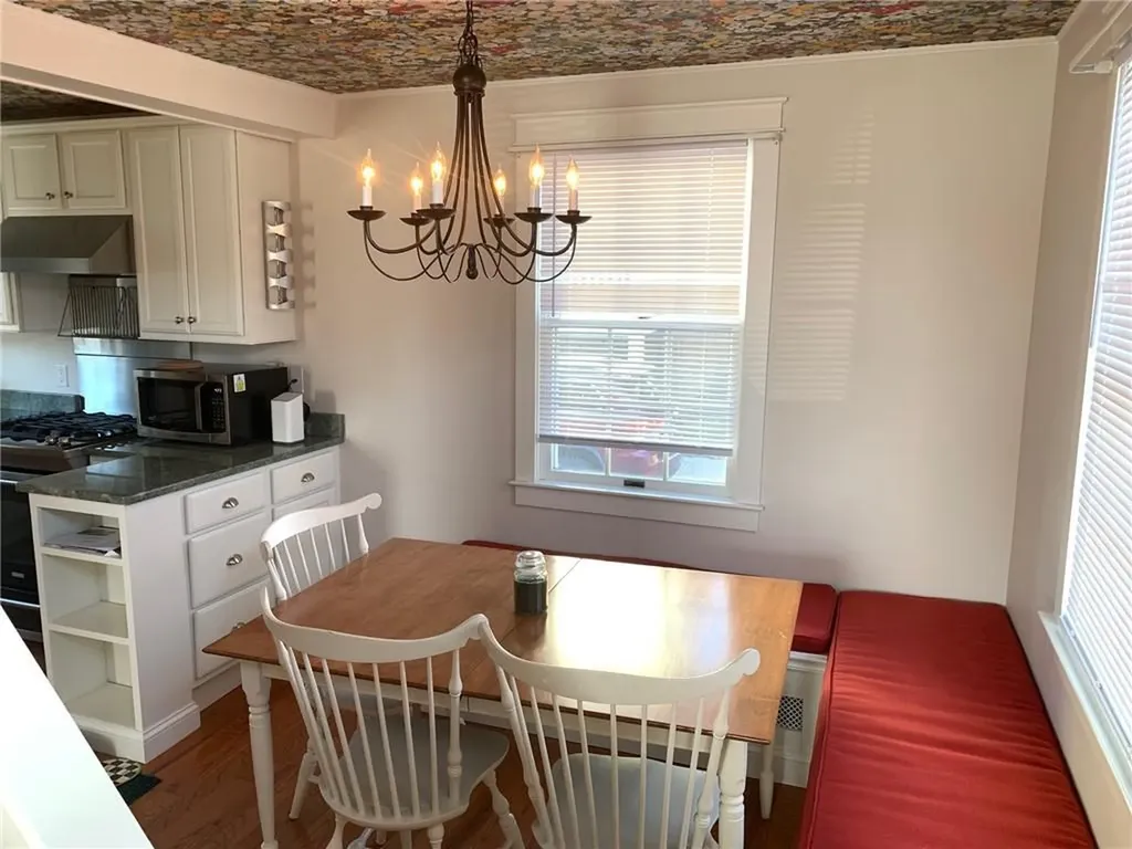 25 Mcallister Street Newport RI 02840