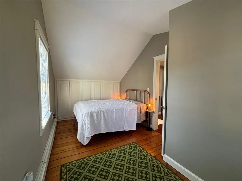 25 Mcallister Street Newport RI 02840