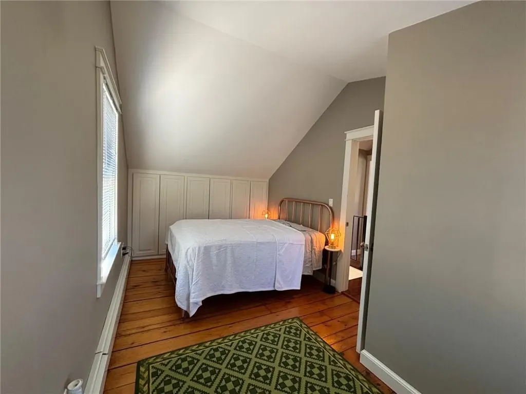 25 Mcallister Street Newport RI 02840