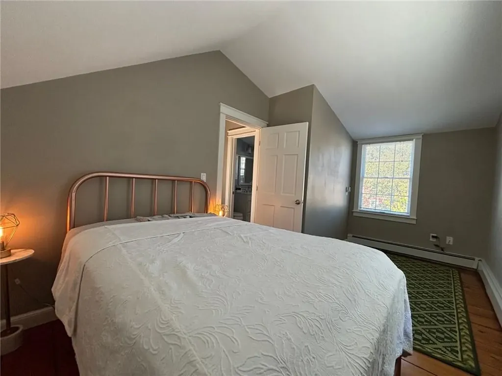 25 Mcallister Street Newport RI 02840