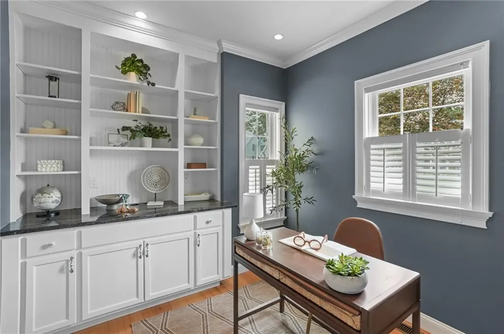99 Boyce Avenue Barrington RI 02806