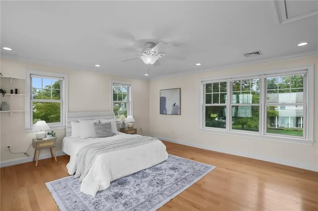 99 Boyce Avenue Barrington RI 02806