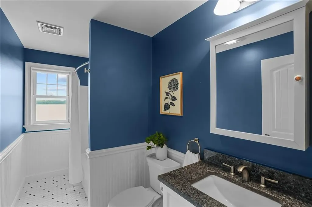 99 Boyce Avenue Barrington RI 02806