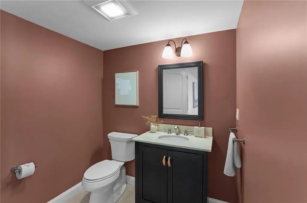 99 Boyce Avenue Barrington RI 02806