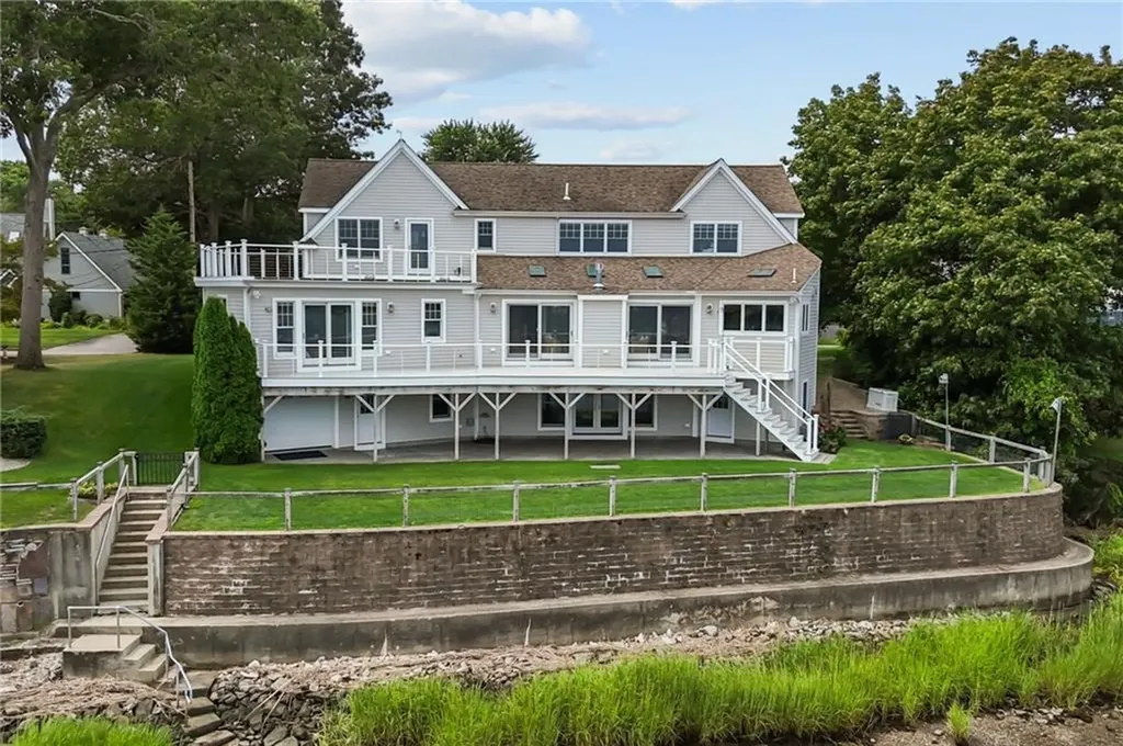 99 Boyce Avenue Barrington RI 02806