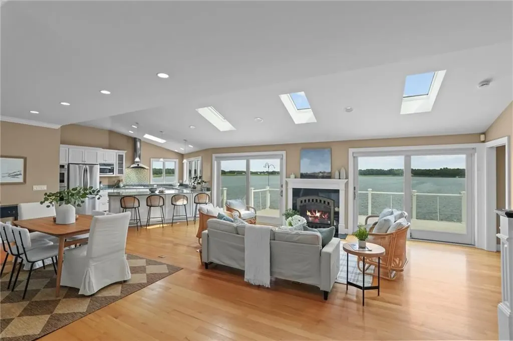 99 Boyce Avenue Barrington RI 02806