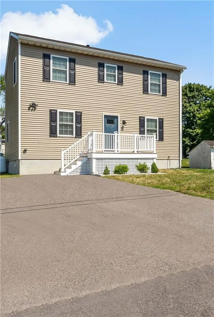 12 Henry Street Westerly RI 02891
