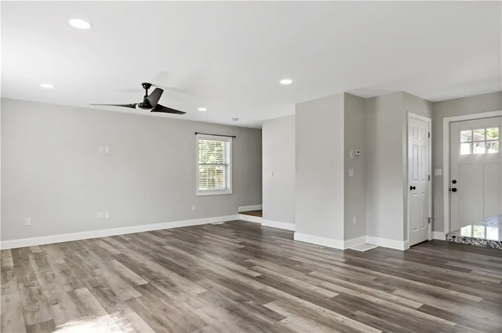 12 Henry Street Westerly RI 02891