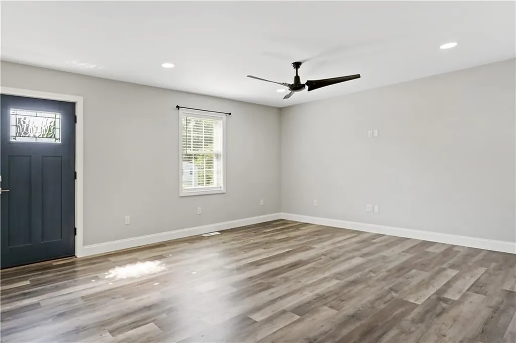 12 Henry Street Westerly RI 02891