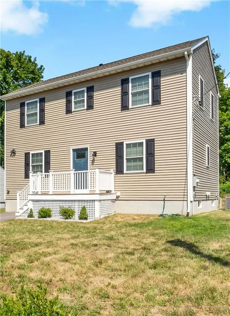12 Henry Street Westerly RI 02891