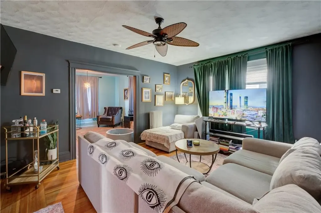 58 Cliffdale Avenue Cranston RI 02905