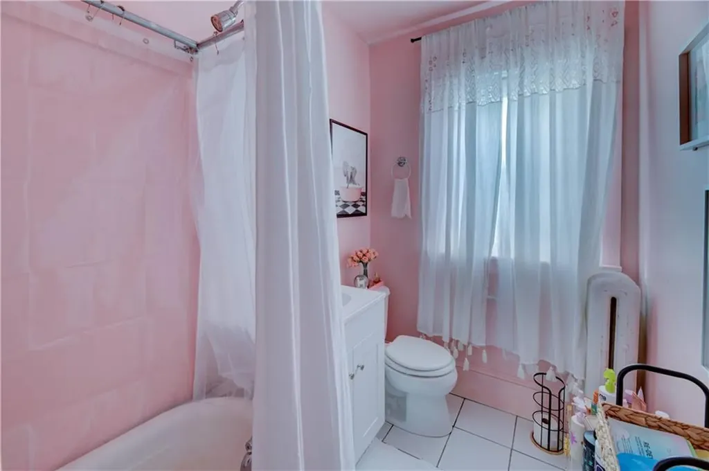 58 Cliffdale Avenue Cranston RI 02905