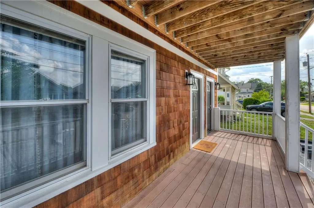 58 Cliffdale Avenue Cranston RI 02905