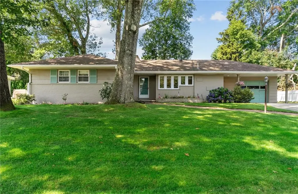 220 Deerfield Road Cranston RI 02920