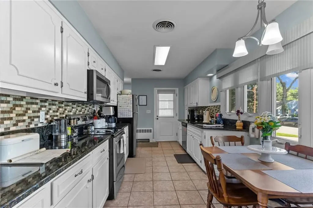 220 Deerfield Road Cranston RI 02920