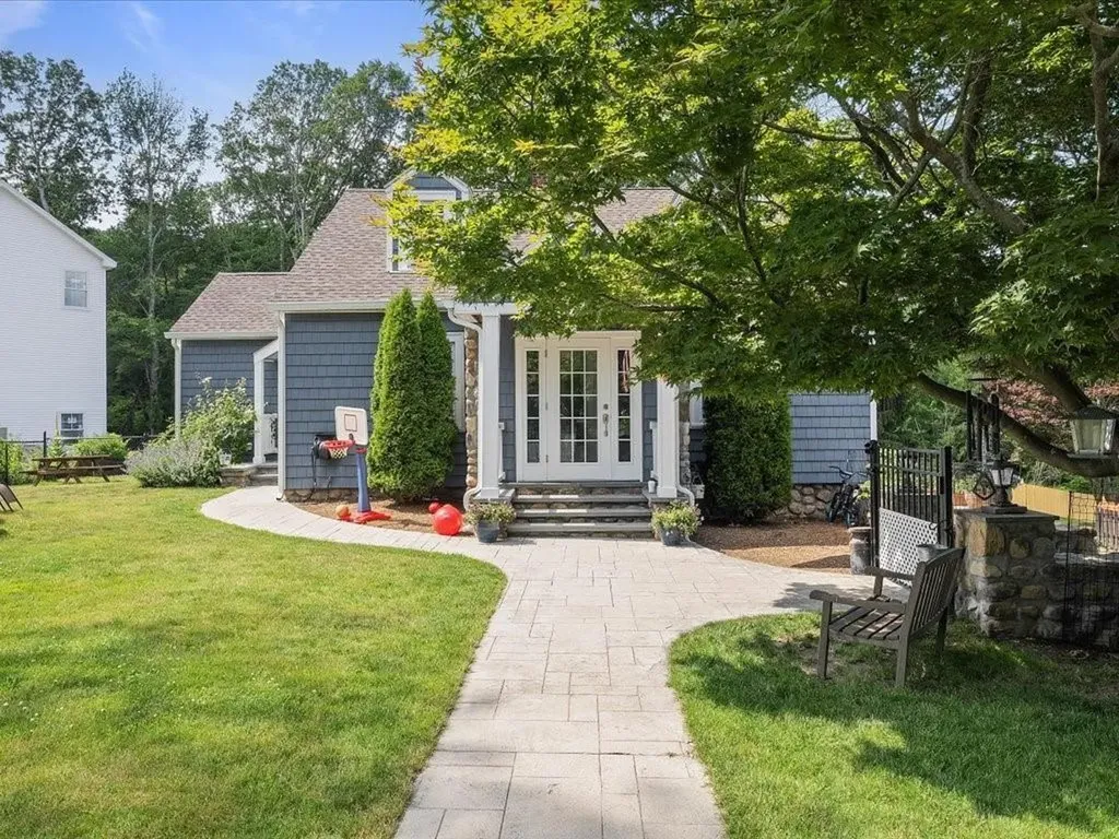 96 Ashaway Road Westerly RI 02891
