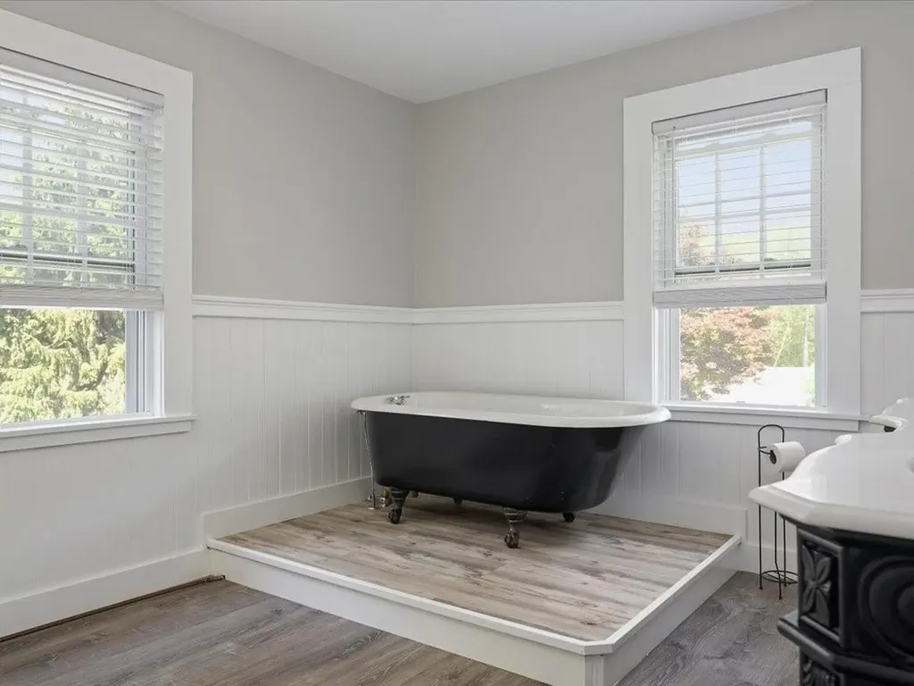 96 Ashaway Road Westerly RI 02891