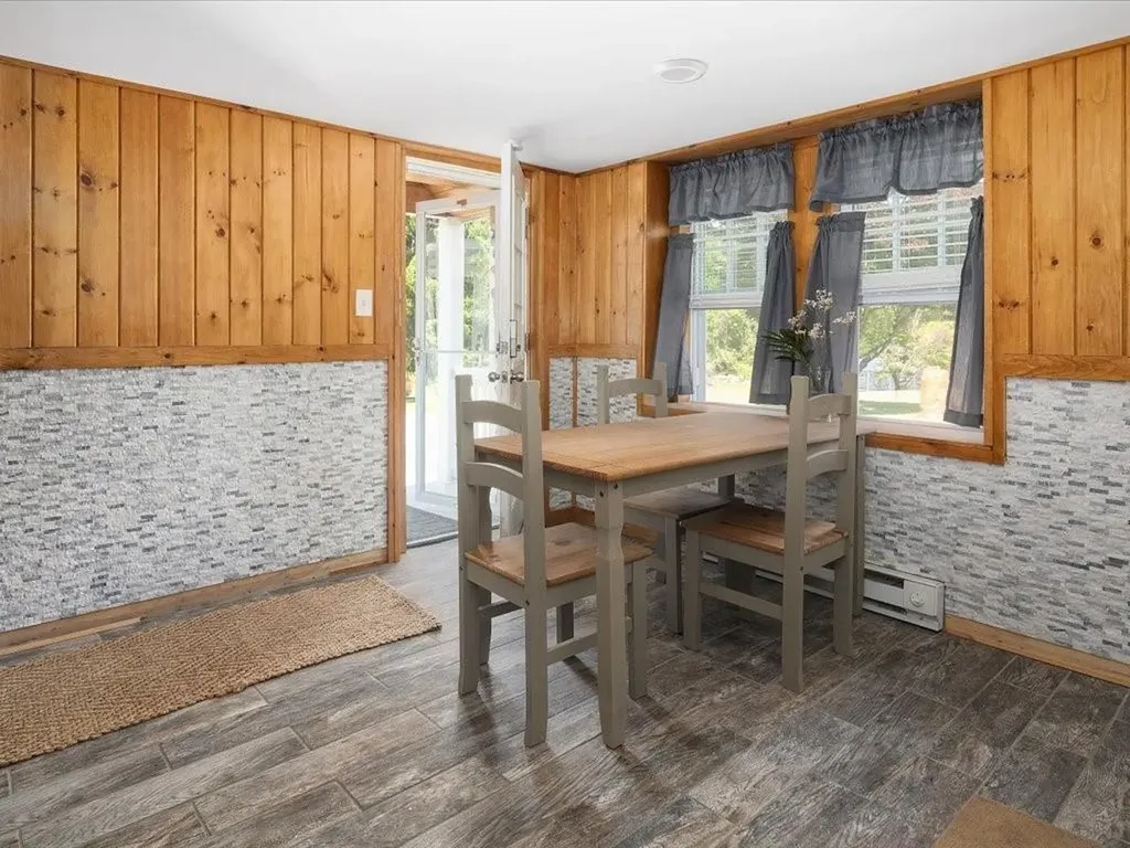 96 Ashaway Road Westerly RI 02891