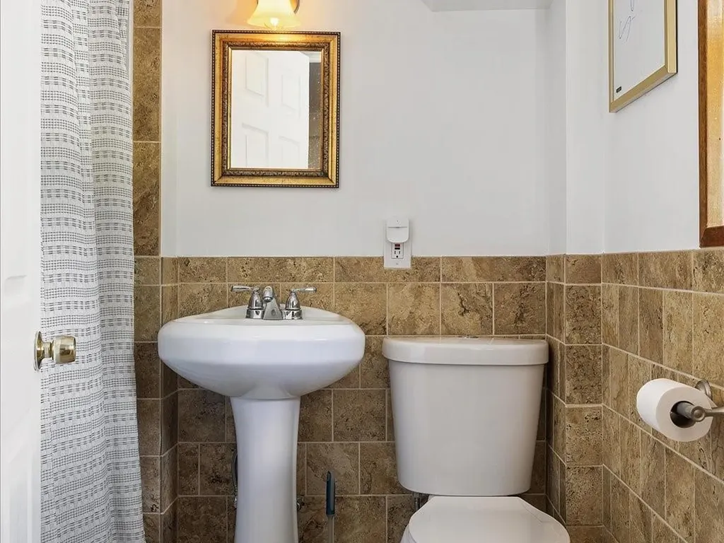 96 Ashaway Road Westerly RI 02891