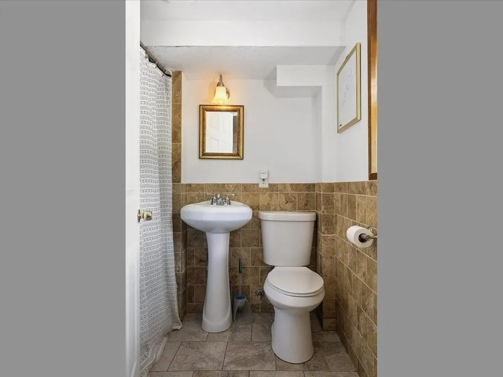 96 Ashaway Road Westerly RI 02891