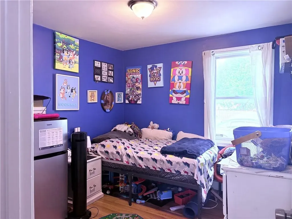 15 Alton Street Providence RI 02908