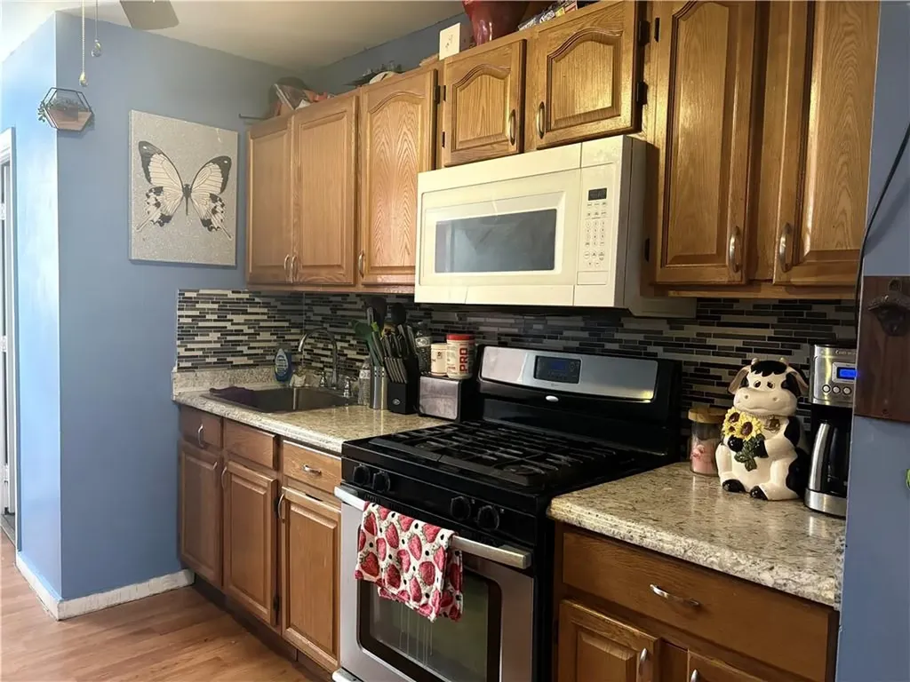 15 Alton Street Providence RI 02908