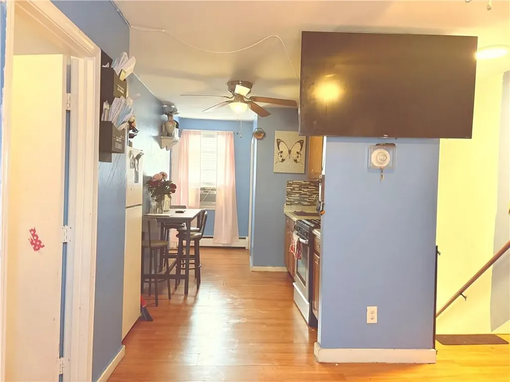 15 Alton Street Providence RI 02908