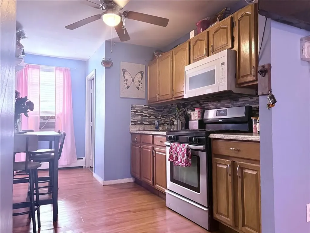 15 Alton Street Providence RI 02908