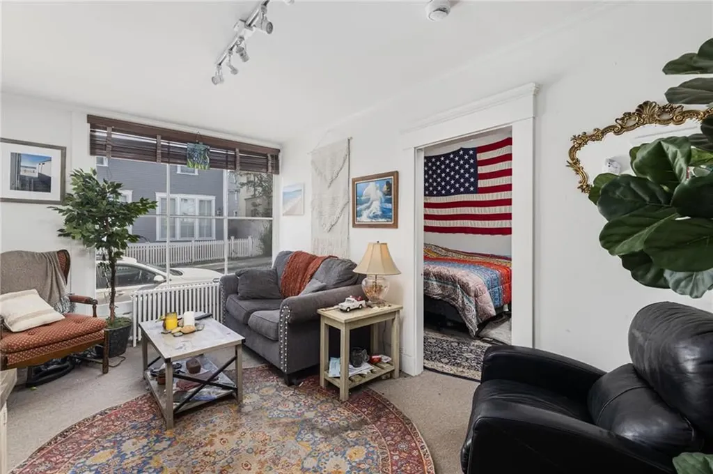 27 29 Franklin Street Newport RI 02840