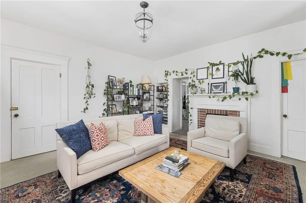 27 29 Franklin Street Newport RI 02840