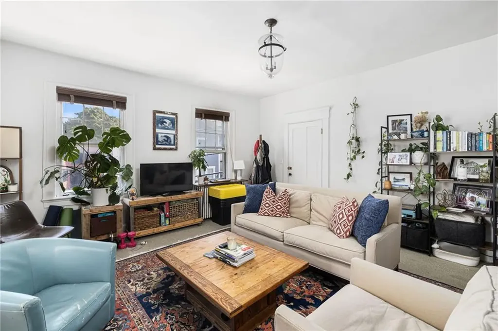 27 29 Franklin Street Newport RI 02840