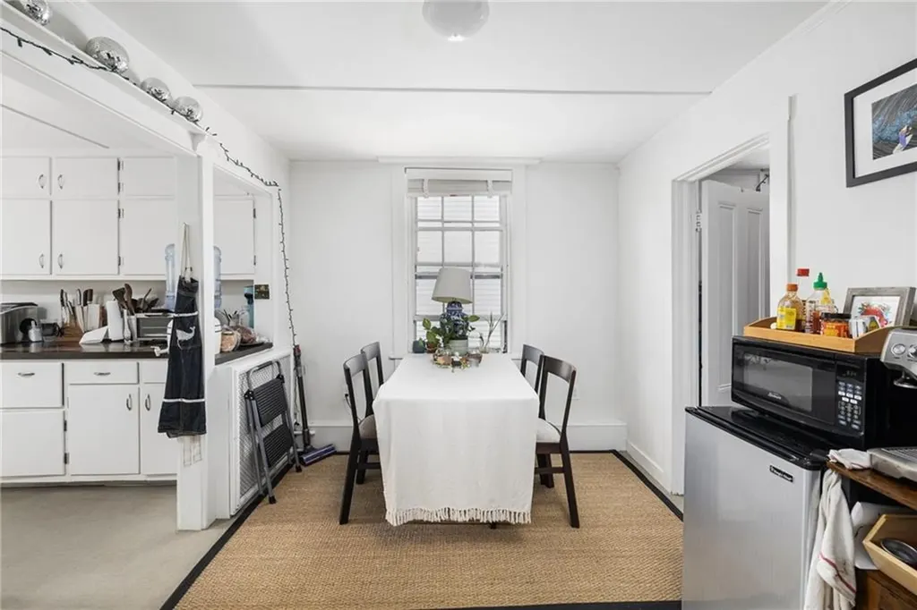 27 29 Franklin Street Newport RI 02840