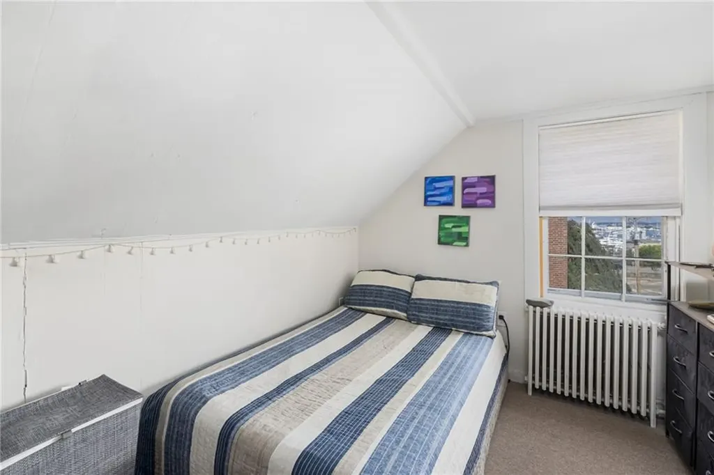27 29 Franklin Street Newport RI 02840