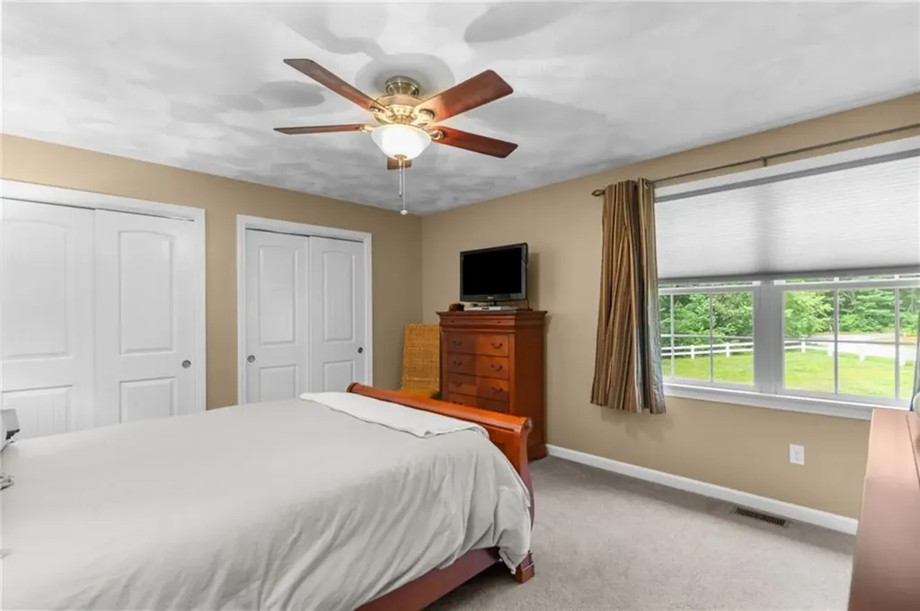76 Lakehurst Drive Coventry RI 02816