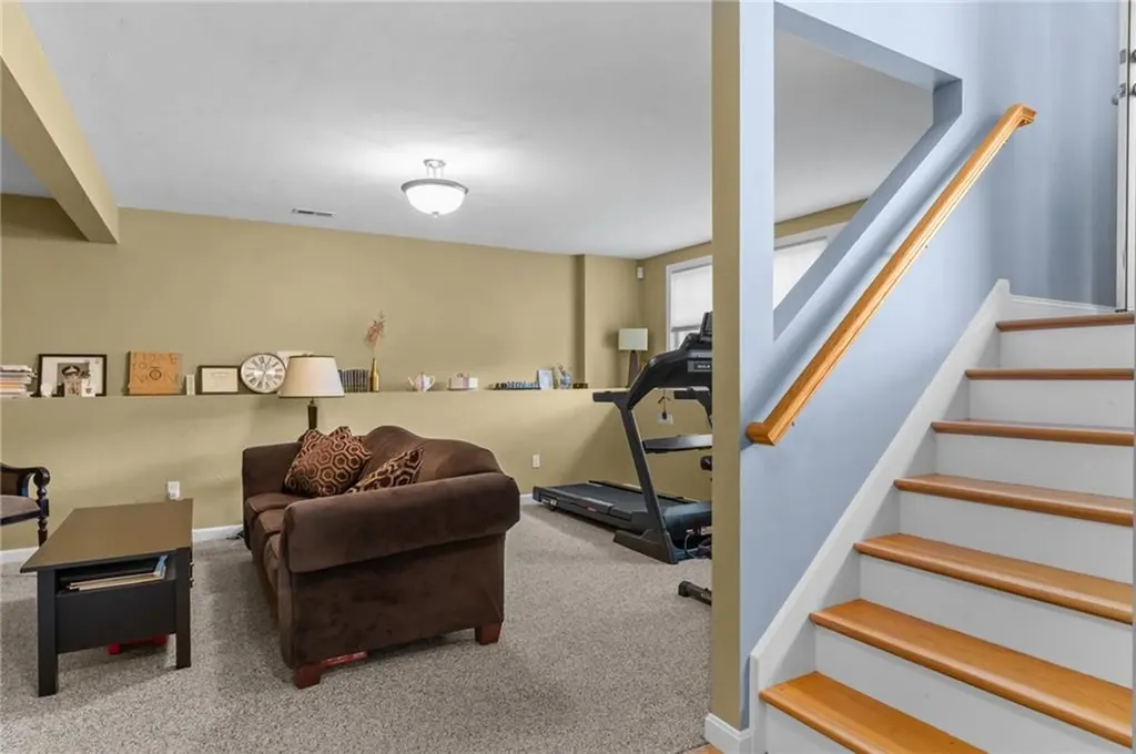 76 Lakehurst Drive Coventry RI 02816