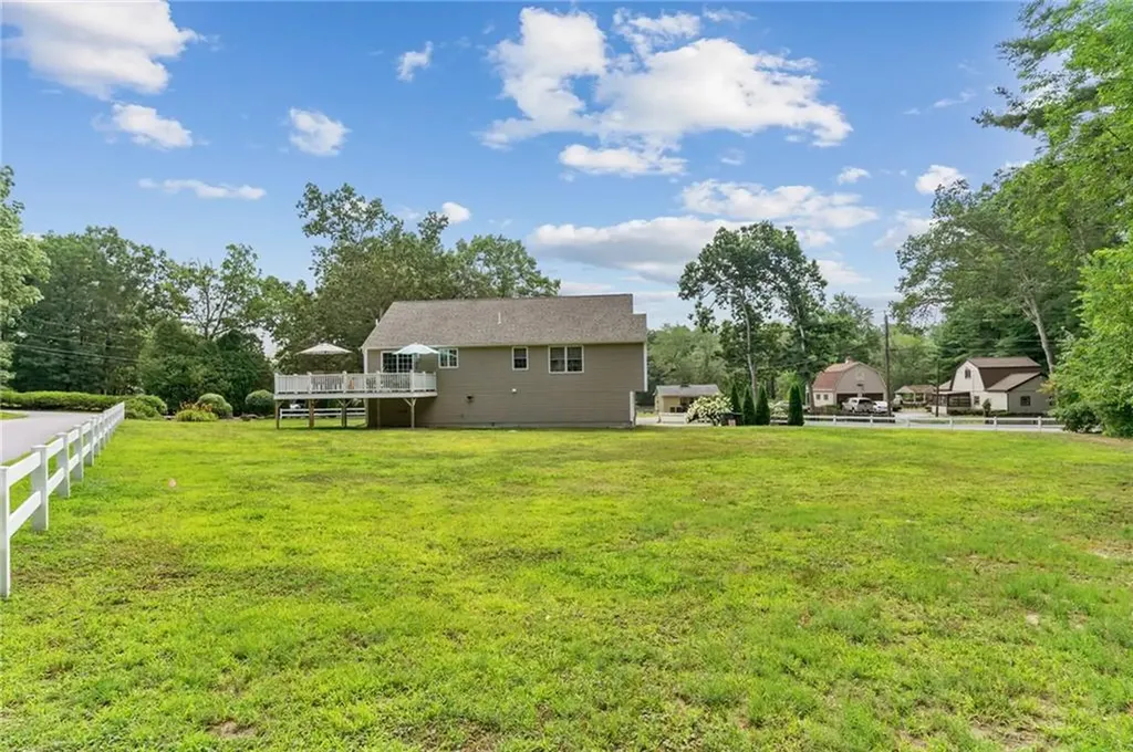 76 Lakehurst Drive Coventry RI 02816